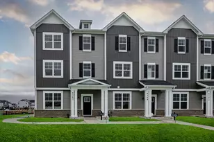 4517 Chelsea Mnr Cir, Aurora, IL 60504 - Photo 1