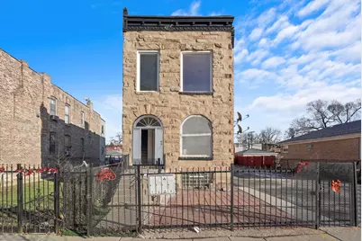 627 N Lawndale Avenue, Chicago, IL 60624 - Photo 1