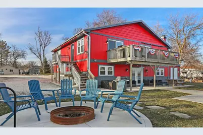 26048 W Forest Avenue, Antioch, IL 60002 - Photo 1