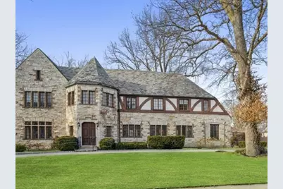 355 Kenilworth Avenue, Kenilworth, IL 60043 - Photo 1