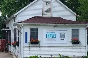 110 S Cherry St, Somonauk, IL 60552 - Photo 1