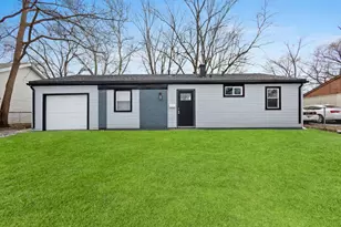 2028 215th Pl, Sauk Village, IL 60411 - Photo 1