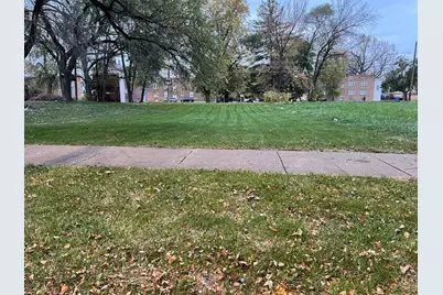 825 W 51st Place, Chicago, IL 60609 - Photo 1