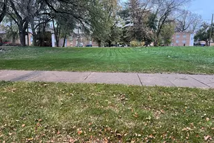 825 W 51st Pl, Chicago, IL 60609 - Photo 1