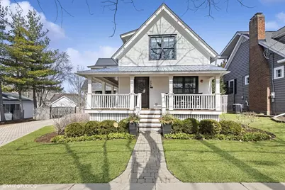 238 Coolidge Avenue, Barrington, IL 60010 - Photo 1