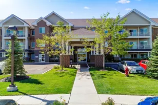 2220 Founders Dr, Northbrook, IL 60062 - Photo 1