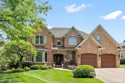 227 Bryant Avenue, Glen Ellyn, IL 60137 - Photo 1