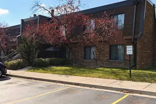 614 Tralee Ct, Schaumburg, IL 60193 - Photo 1