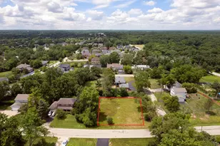 1282 N Grove Ave, Palatine, IL 60067 - Photo 1