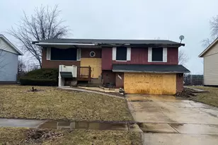 3312 Birchwood Dr, Hazel Crest, IL 60429 - Photo 1