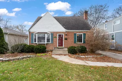 784 S Spring Road, Elmhurst, IL 60126 - Photo 1