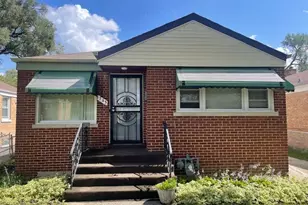 345 Linden Ave, Bellwood, IL 60104 - Photo 1