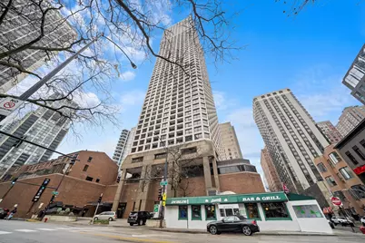 1030 N State Street #2L, Chicago, IL 60610 - Photo 1