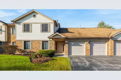 4214 N Mallard Drive #8, Arlington Heights, IL 60004 - Photo 1