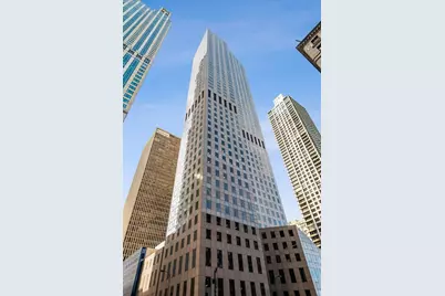 950 N Michigan Avenue #2402, Chicago, IL 60611 - Photo 1