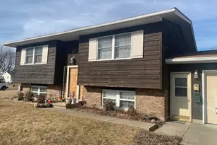 300 11th St, Marseilles, IL 61341 - Photo 1