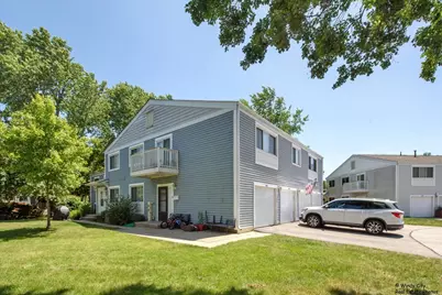 854 Cambridge Place #128C, Wheeling, IL 60090 - Photo 1