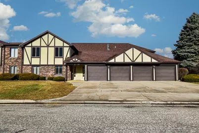 10 Crystal Court #D2, Pontiac, IL 61764 - Photo 1
