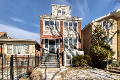 3646 W Cornelia Avenue, Chicago, IL 60618 - Photo 1