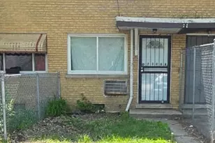 7300 S Dorchester Ave, Chicago, IL 60619 - Photo 1