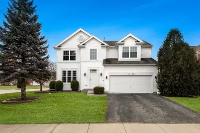 4760 Highwood Lane, Lake in the Hills, IL 60156 - Photo 1