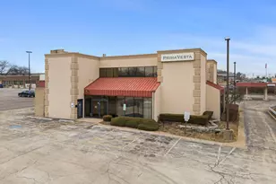 10S660 Kingery Hwy, Willowbrook, IL 60527 - Photo 1