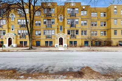 853 Pleasant Street #2E, Oak Park, IL 60302 - Photo 1