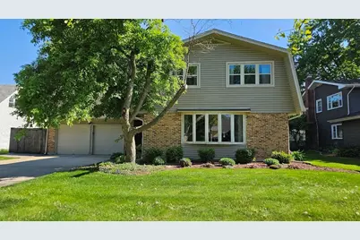 4633 Gettysburg Drive, Rolling Meadows, IL 60008 - Photo 1