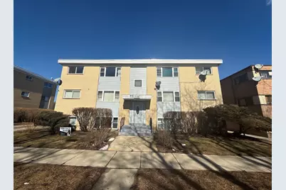 2116 & 2101 Williamsburg Drive, Waukegan, IL 60085 - Photo 1