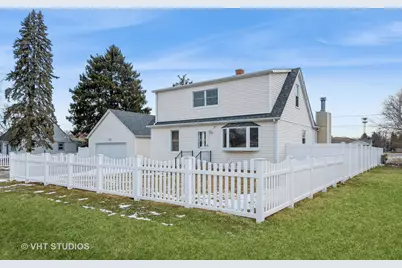 7631 Blazer Avenue, Justice, IL 60458 - Photo 1