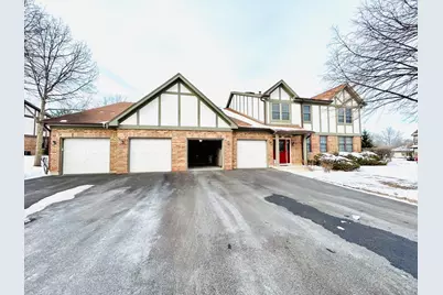 319 Deer Glen Way #2C, Bloomingdale, IL 60108 - Photo 1