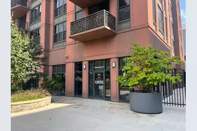 325 N Desplaines Street, Chicago, IL 60661 - Photo 1