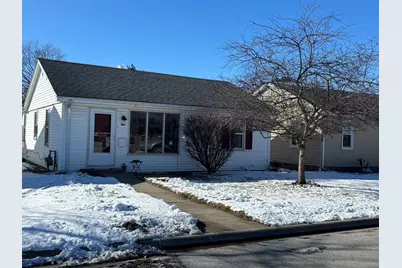 189 S La Salle Avenue, Bradley, IL 60915 - Photo 1