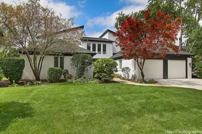 640 Dauphine Avenue, Northbrook, IL 60062 - Photo 1