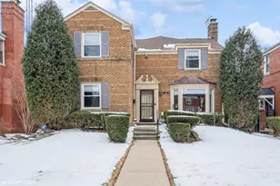 2947 W Jarlath St, Chicago, IL 60645 - Photo 1