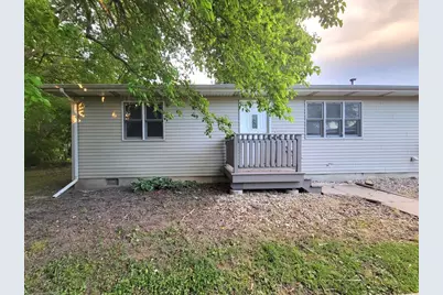 208 Nebraska Street #B, Ottawa, IL 61350 - Photo 1