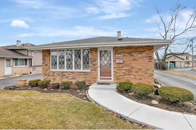 7123 W 113th Street, Worth, IL 60482 - Photo 1