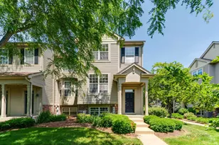 1061 Chadwick Dr, Grayslake, IL 60030 - Photo 1