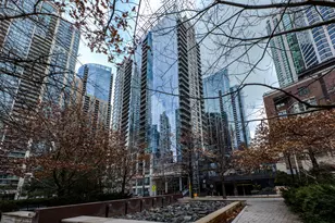 201 N Westshore Dr, Chicago, IL 60601 - Photo 1