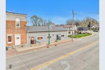 14 W Washington Street, Oswego, IL 60543 - Photo 1