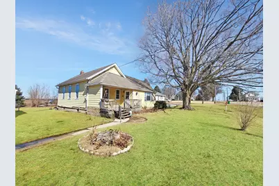 17810 E Il Route 72, Monroe Center, IL 61052 - Photo 1