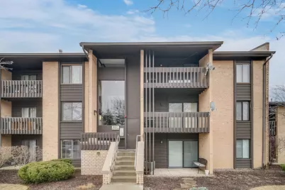 6137 Knoll Wood Road #306, Willowbrook, IL 60527 - Photo 1