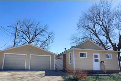 709 Church Street, Peru, IL 61354 - Photo 1