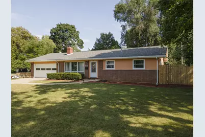 321 Harold Street, Crystal Lake, IL 60014 - Photo 1