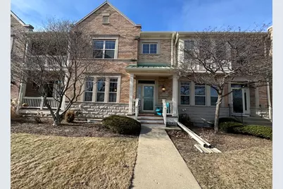 2654 W Lake Avenue, Glenview, IL 60026 - Photo 1
