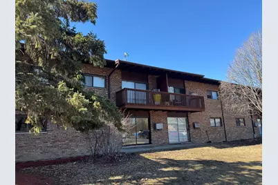 100 Willow Lane #B103, Willow Springs, IL 60480 - Photo 1