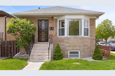 4556 N Newcastle Avenue, Harwood Heights, IL 60706 - Photo 1