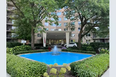 7033 N Kedzie Avenue #1713, Chicago, IL 60645 - Photo 1