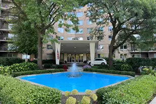 7033 N Kedzie Ave, Chicago, IL 60645 - Photo 1