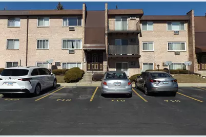 710 W Huntington Commons Road #3A, Mount Prospect, IL 60056 - Photo 1